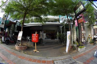 Naris Space and Studio