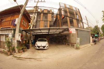 9 Hostel