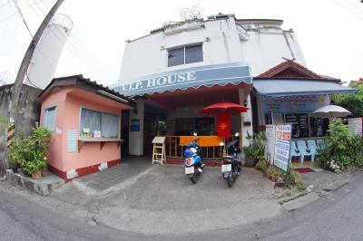 V.I.P. House วี. ไอ. พี. เฮาส์
