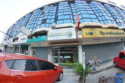 Discovery Youth Hostel