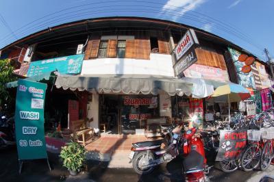 Suit Siam สุทสยาม