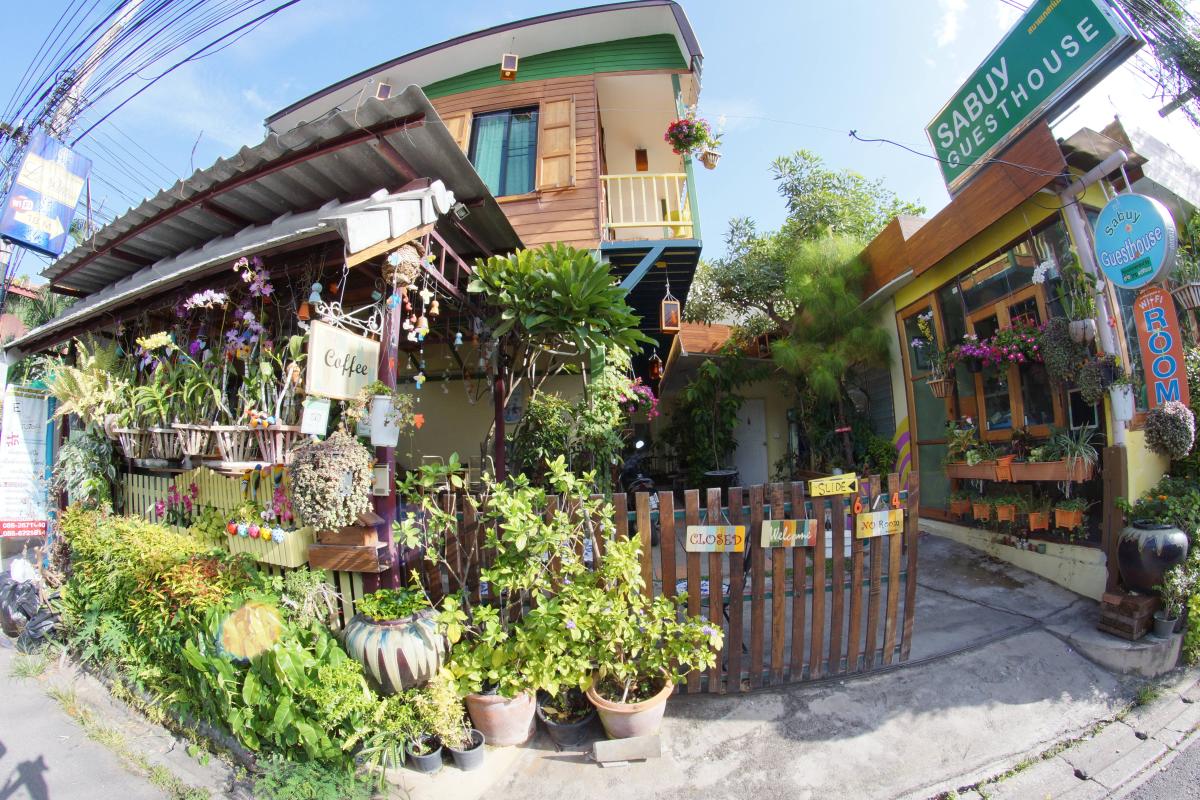 Sabuy Guesthouse