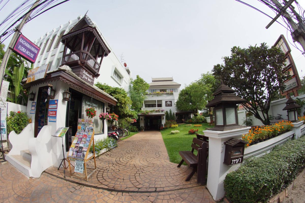 Rachamankha Flora House