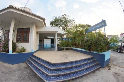 Pongpot Swimming Pool