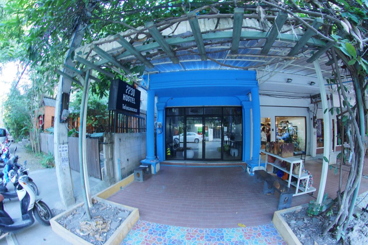 2230 Hostel