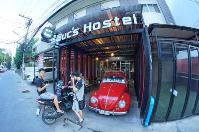 Buc's Hostel