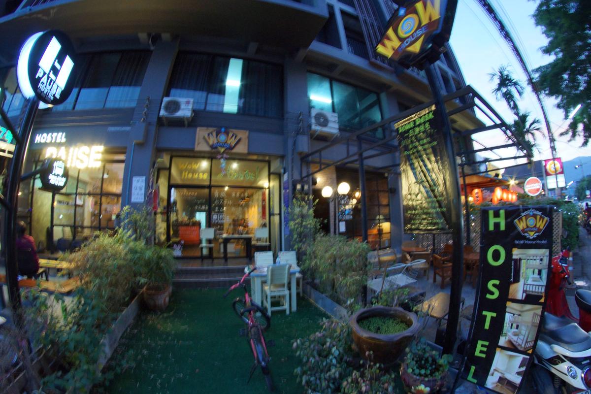 Wow House Hostel