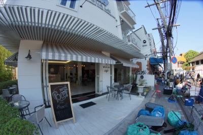 Wua Lai Cafe